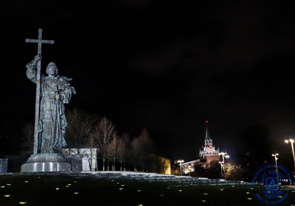 Неповторимая атмосфера ночной Москвы